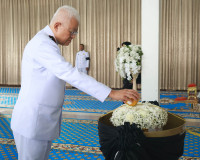 จังหวัดสุราษฎร์ธานี จัดพิธีถวายน้ำสรงพระบรมศพสมเด็จพระนางเจ้ ... พารามิเตอร์รูปภาพ 11